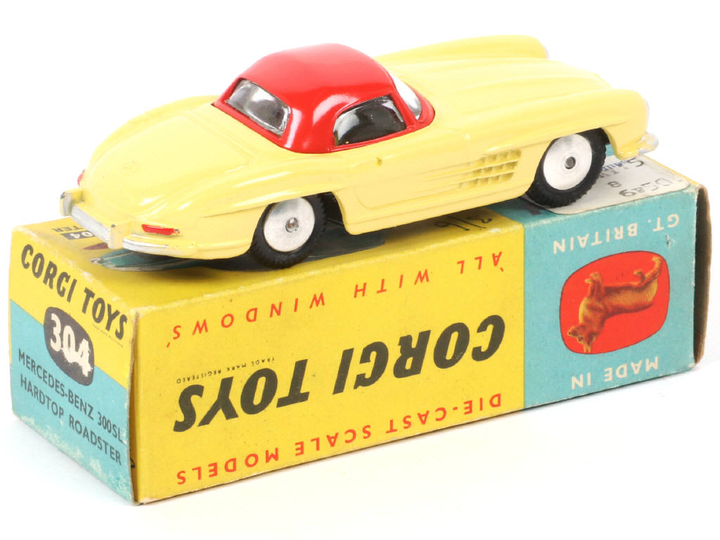 Lot 178 - CORGI TOYS (GB) (1)