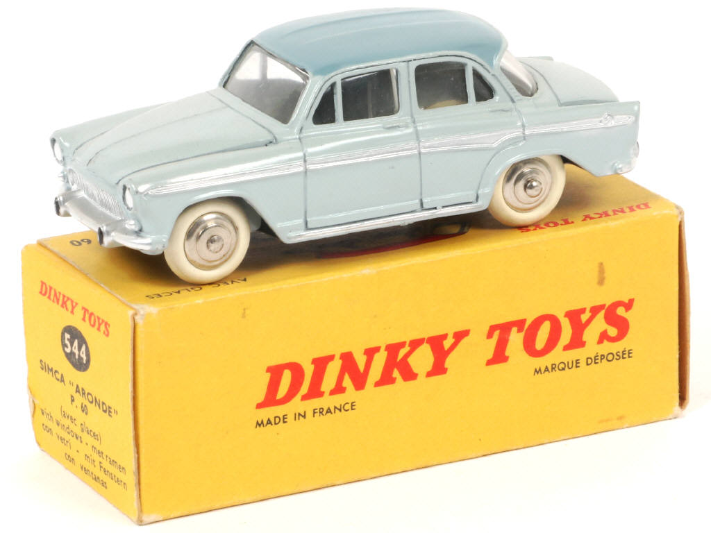 Lot 300 - DINKY TOYS (FRANCE) (1)