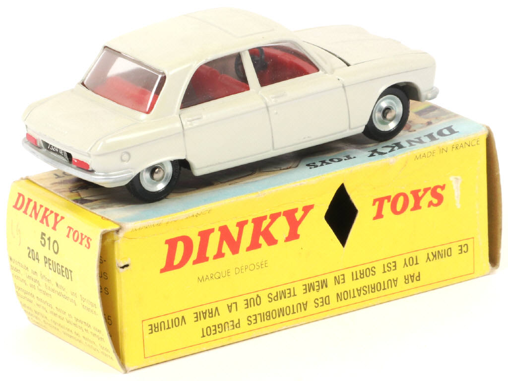 Lot 319 - DINKY TOYS (FRANCE) (1)