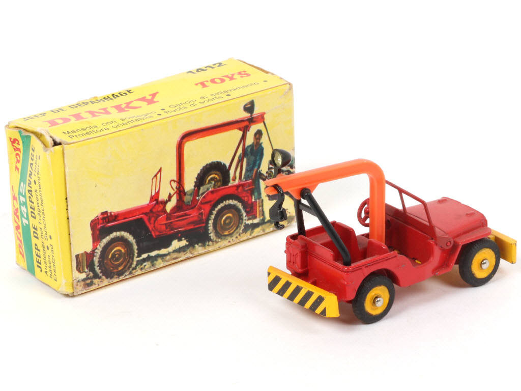 Lot 315 - DINKY TOYS (FRANCE) (1)