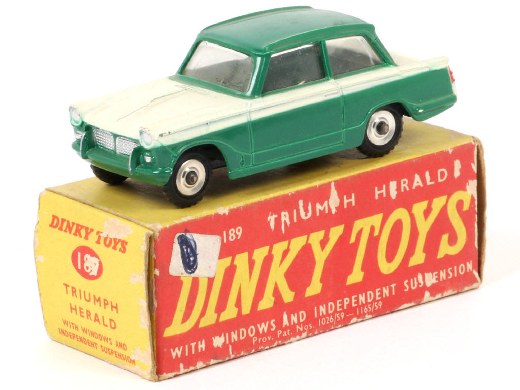 Lot 256 - DINKY TOYS (GB) (1)