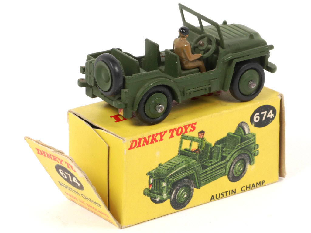 Lot 161 - DINKY TOYS (GB) (1)