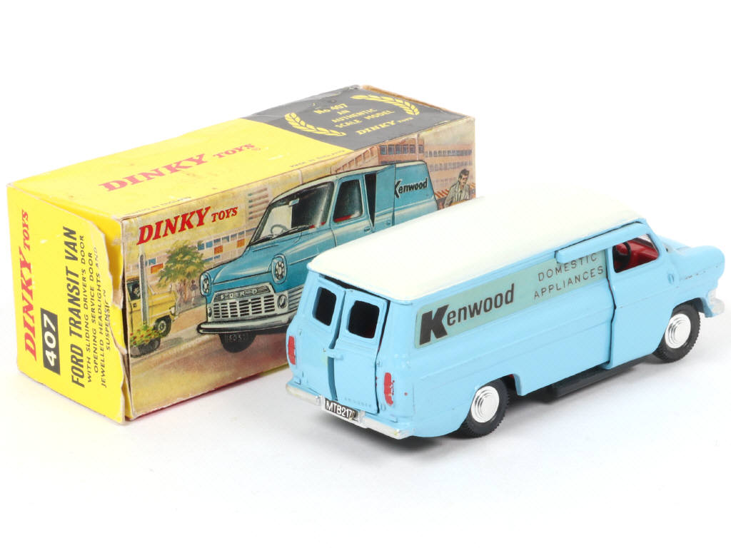 Lot 164 - DINKY TOYS (GB) (1)