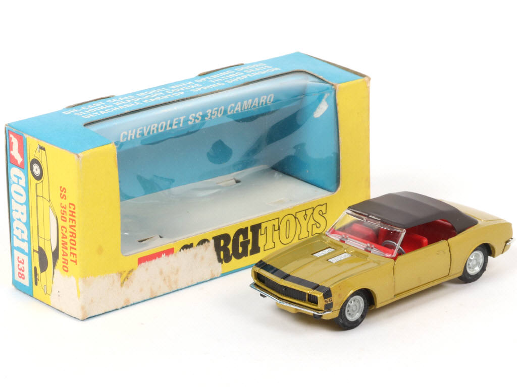 Lot 69 - CORGI TOYS (GB) (1)