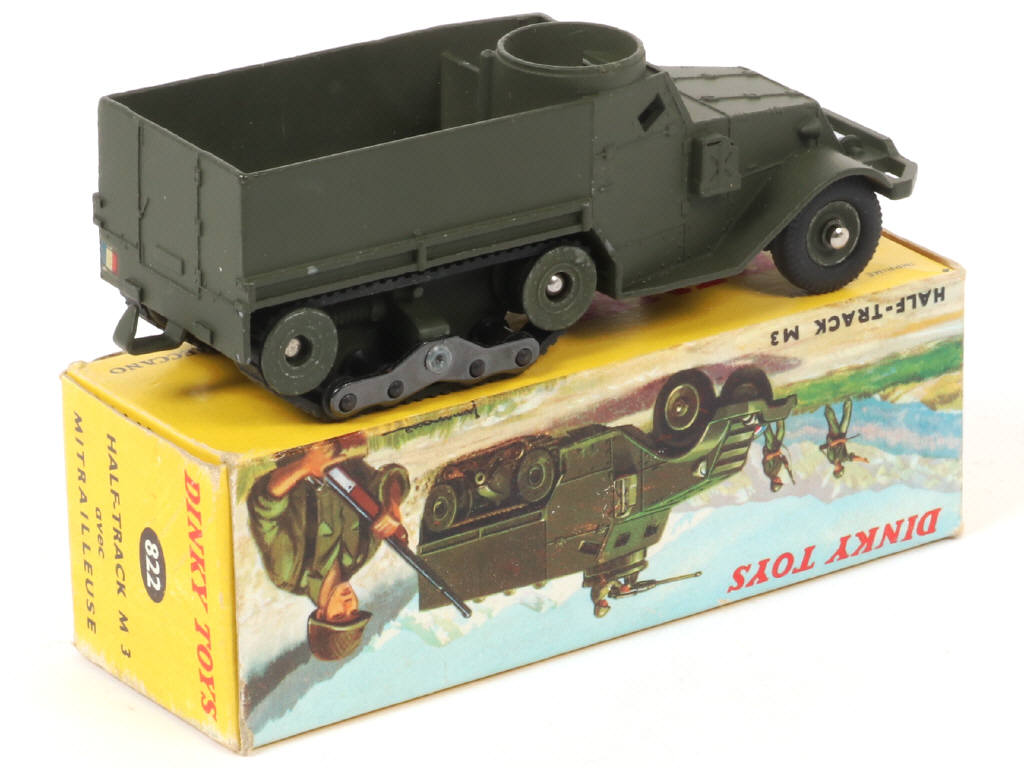 Lot 196 - DINKY TOYS (FRANCE) (1)