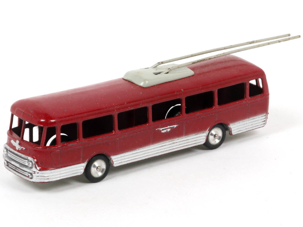 Lot 124 - SOLIDO (FRANCE) (1)