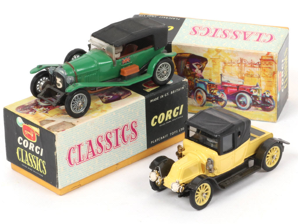 Lot 70 - CORGI TOYS (GB) (2)