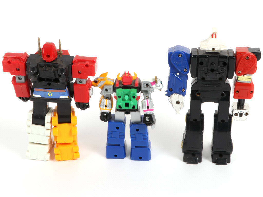 Lot 152 - BANDAÏ (JAPON) (3)