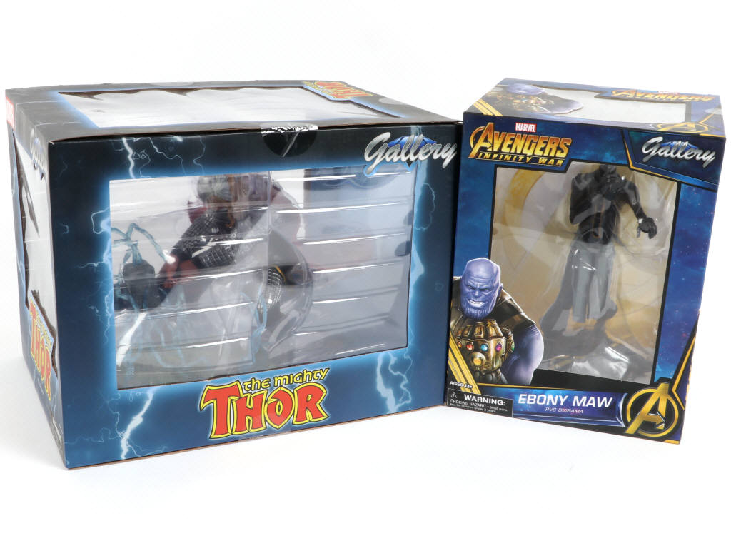 Lot 55 - DIAMOND SELECT TOYS (USA) (2)