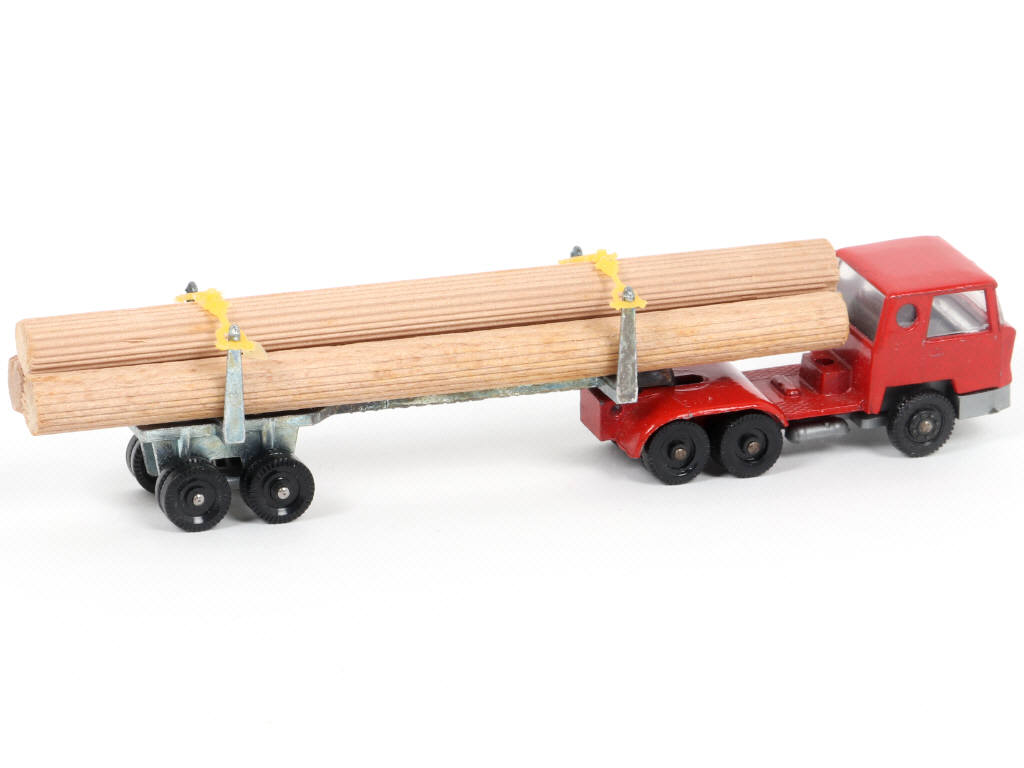 Lot 38 - MAJORETTE (FRANCE) (1)