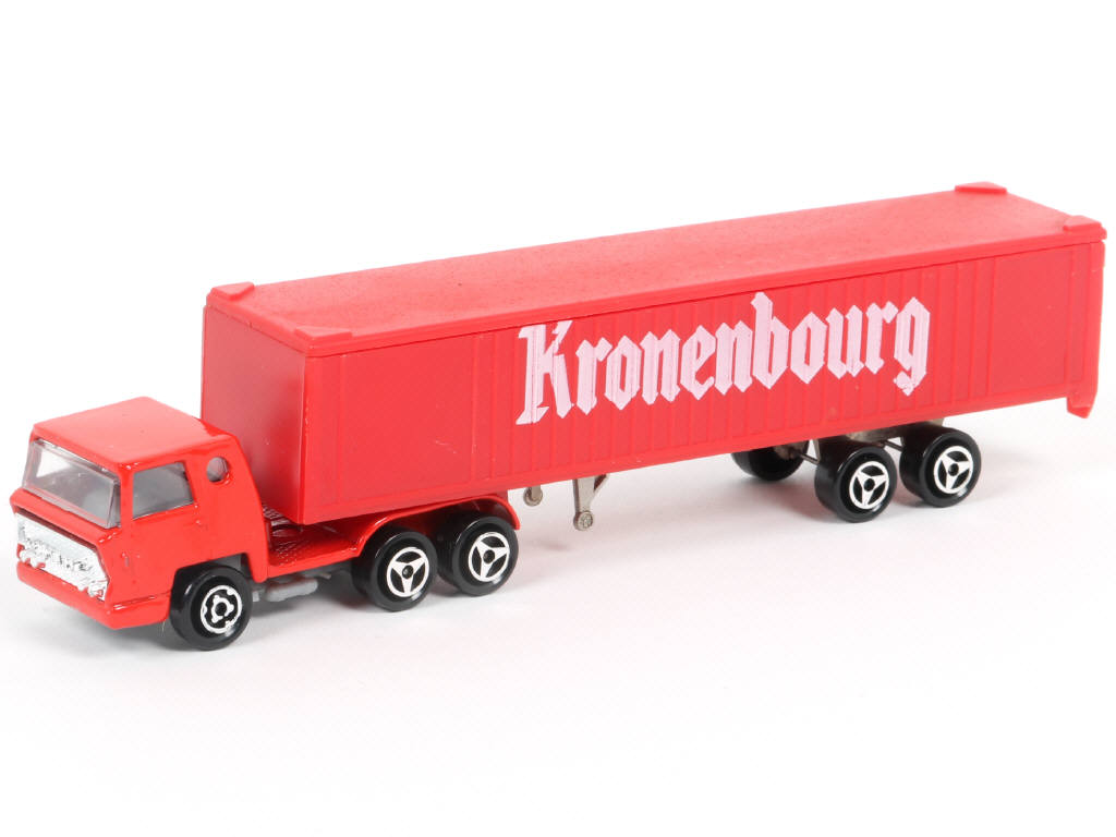 Lot 41 - MAJORETTE (FRANCE) (1)
