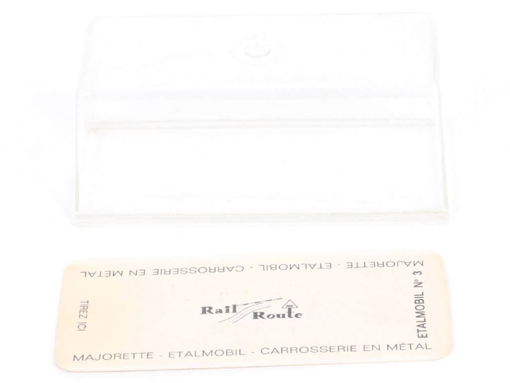Lot 43 - MAJORETTE (FRANCE) (1)