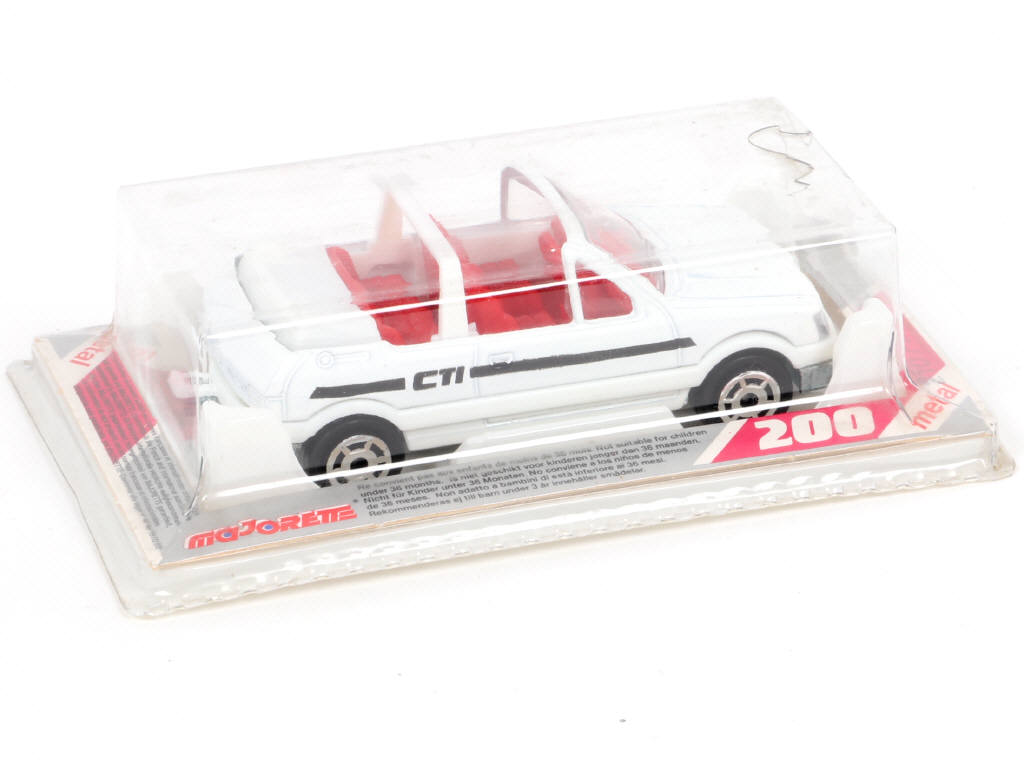 Lot 73 - MAJORETTE (FRANCE) (1)