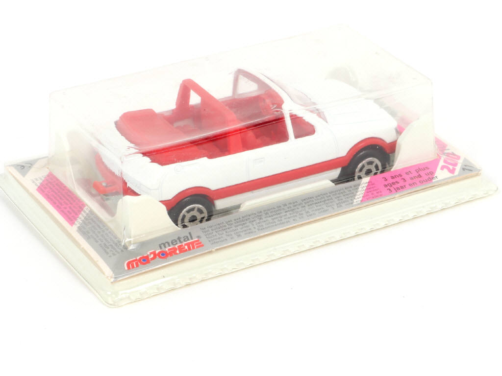 Lot 74 - MAJORETTE (FRANCE) (1)