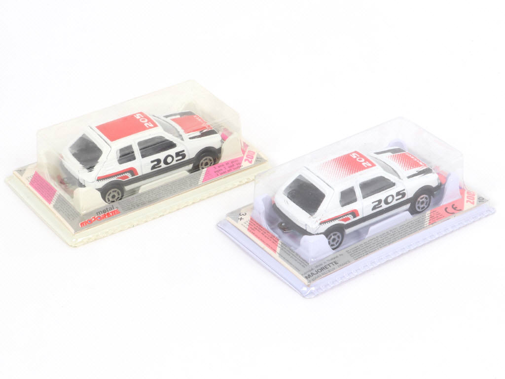 Lot 78 - MAJORETTE (FRANCE) (2)