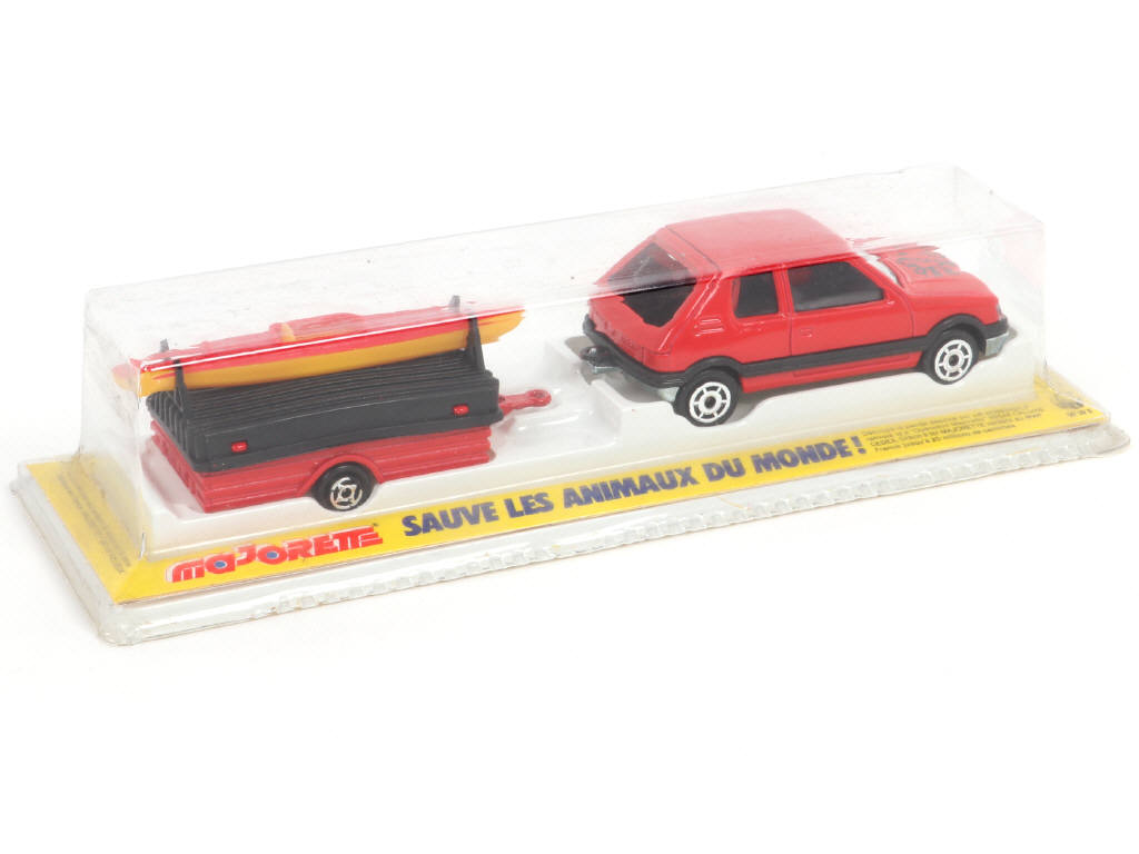 Lot 86 - MAJORETTE (FRANCE) (1)