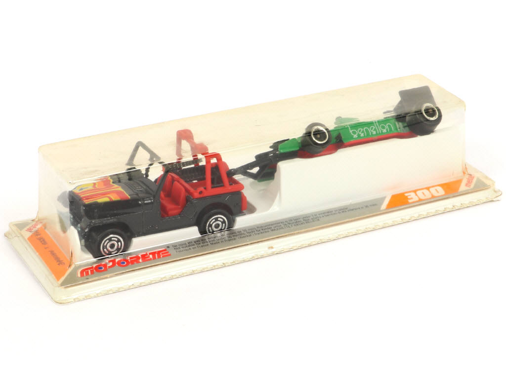 Lot 95 - MAJORETTE (FRANCE) (1)
