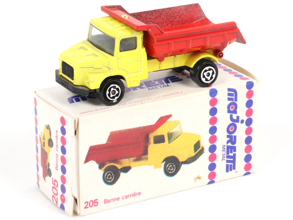 Lot 156 - MAJORETTE (FRANCE) (1)