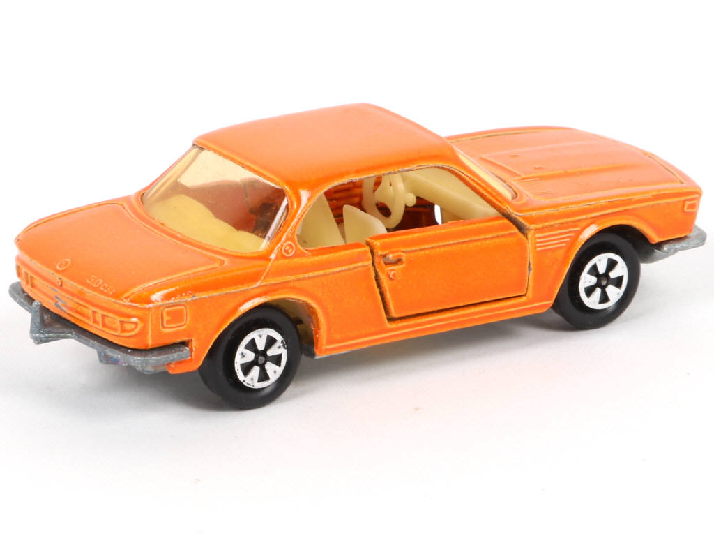 Lot 208 - MAJORETTE (FRANCE) (1)