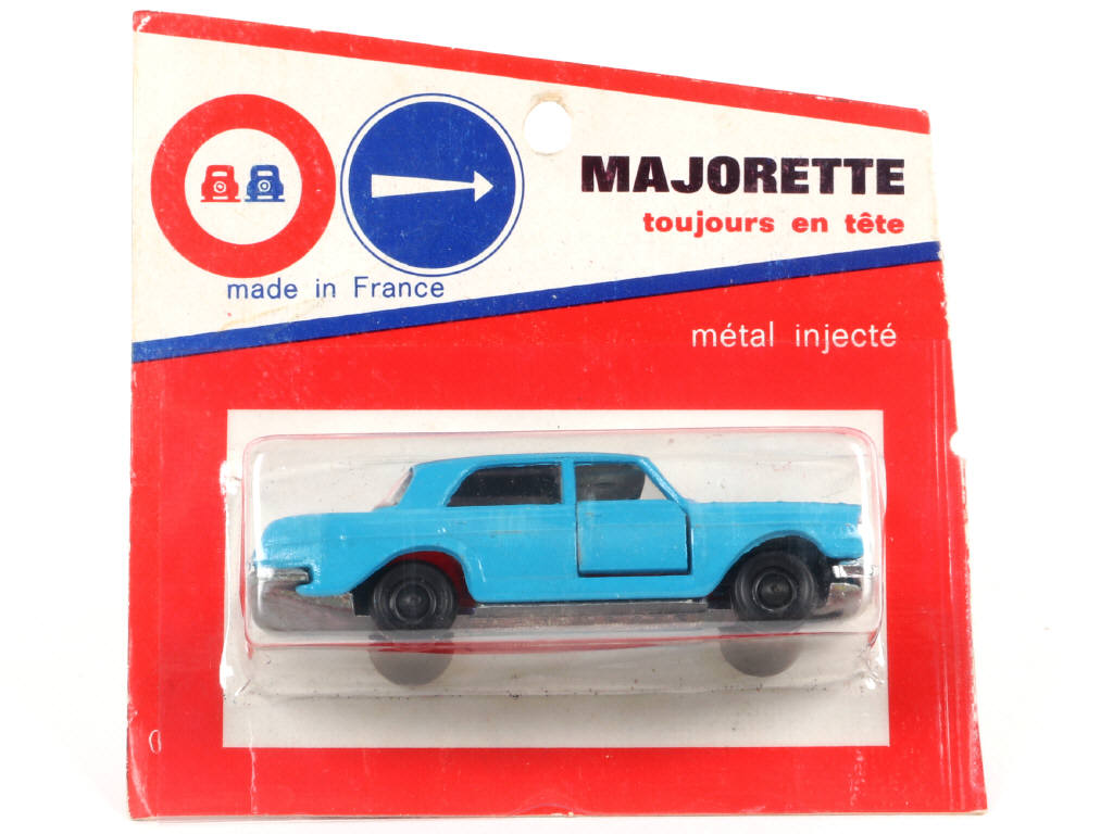 Lot 227 - MAJORETTE (FRANCE) (1)