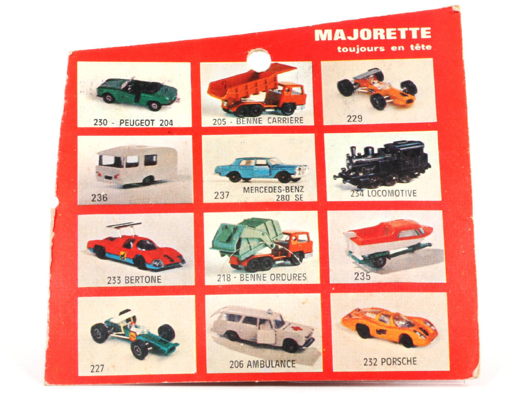 Lot 227 - MAJORETTE (FRANCE) (1)