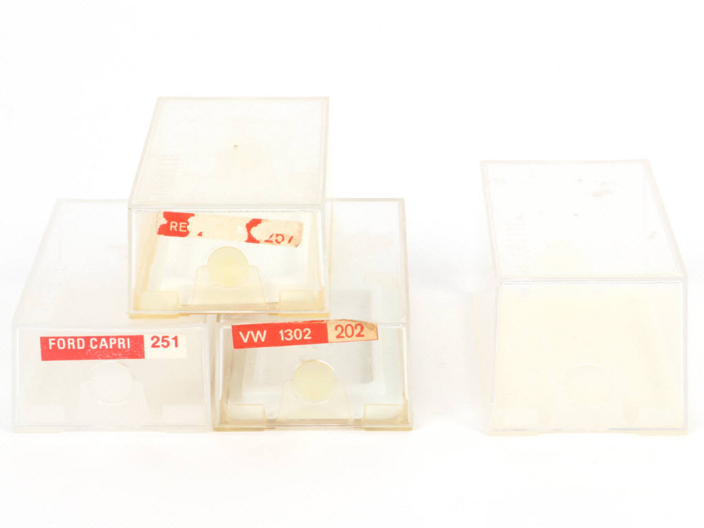 Lot 262 - MAJORETTE (FRANCE) (4)
