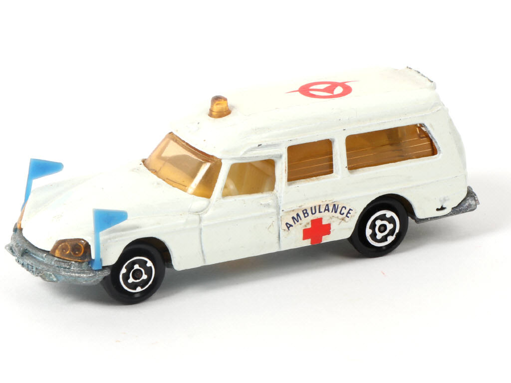 Lot 266 - MAJORETTE (FRANCE) (1)