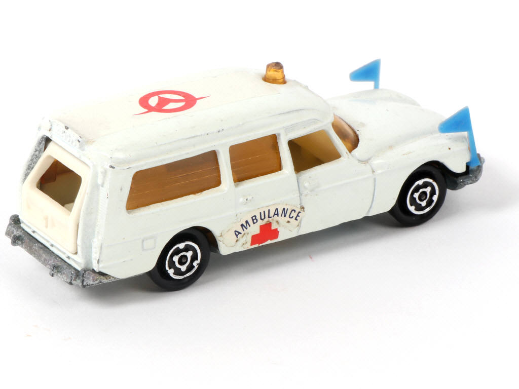 Lot 266 - MAJORETTE (FRANCE) (1)