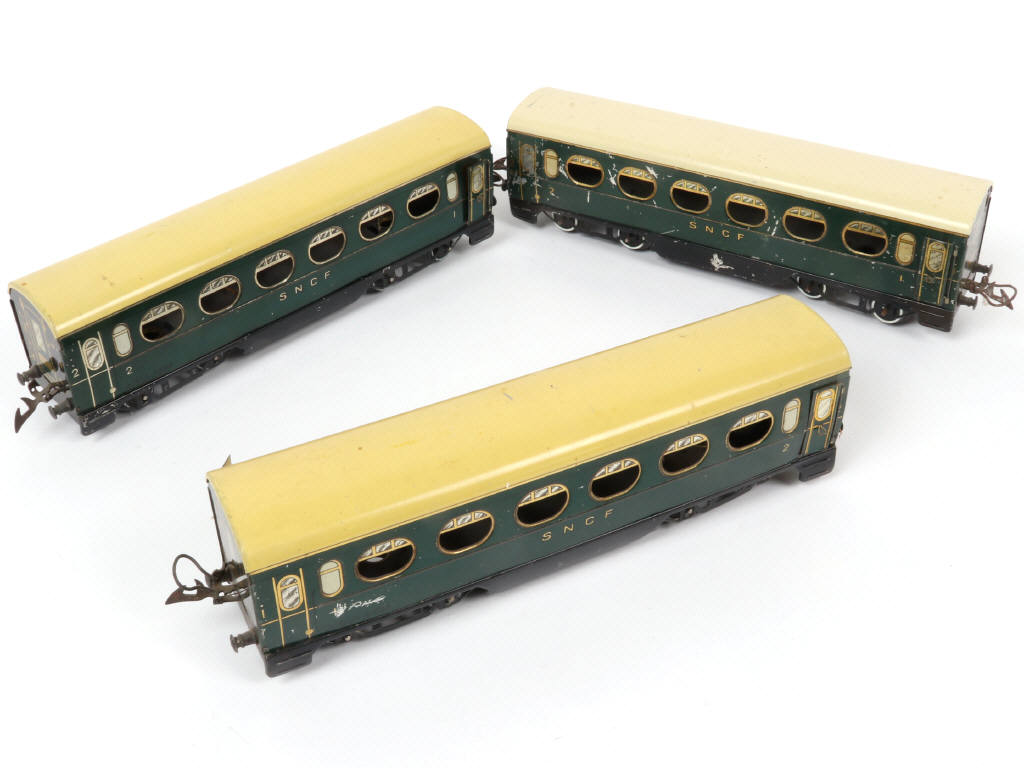 Lot 114 - HORNBY 'O' (FRANCE) (3)
