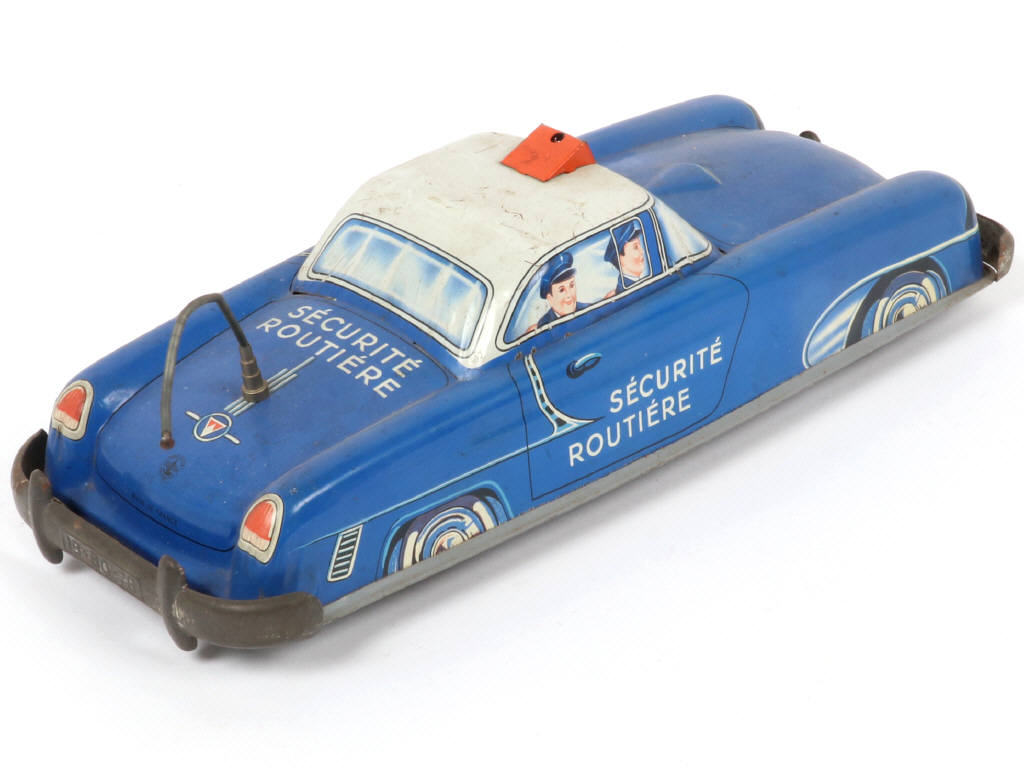 Lot 77 - JOUSTRA (FRANCE) (1)