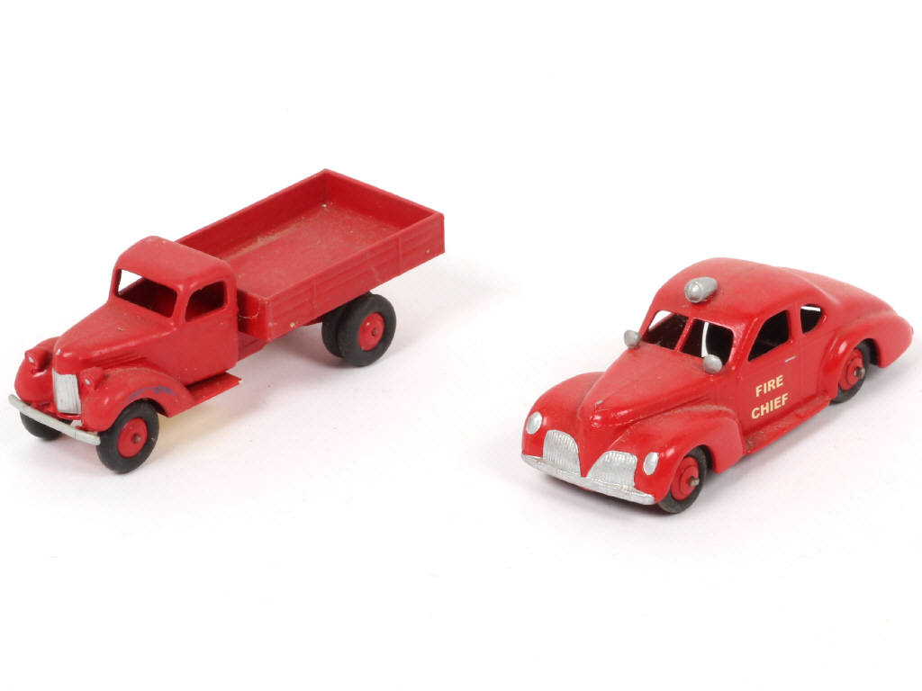 Lot 300 - CLUB DINKY FRANCE (2)