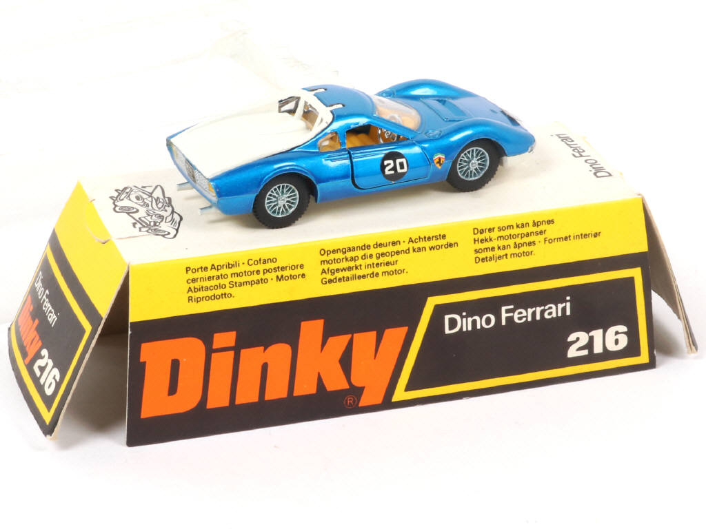 Lot 274 - DINKY TOYS (GB) (1)