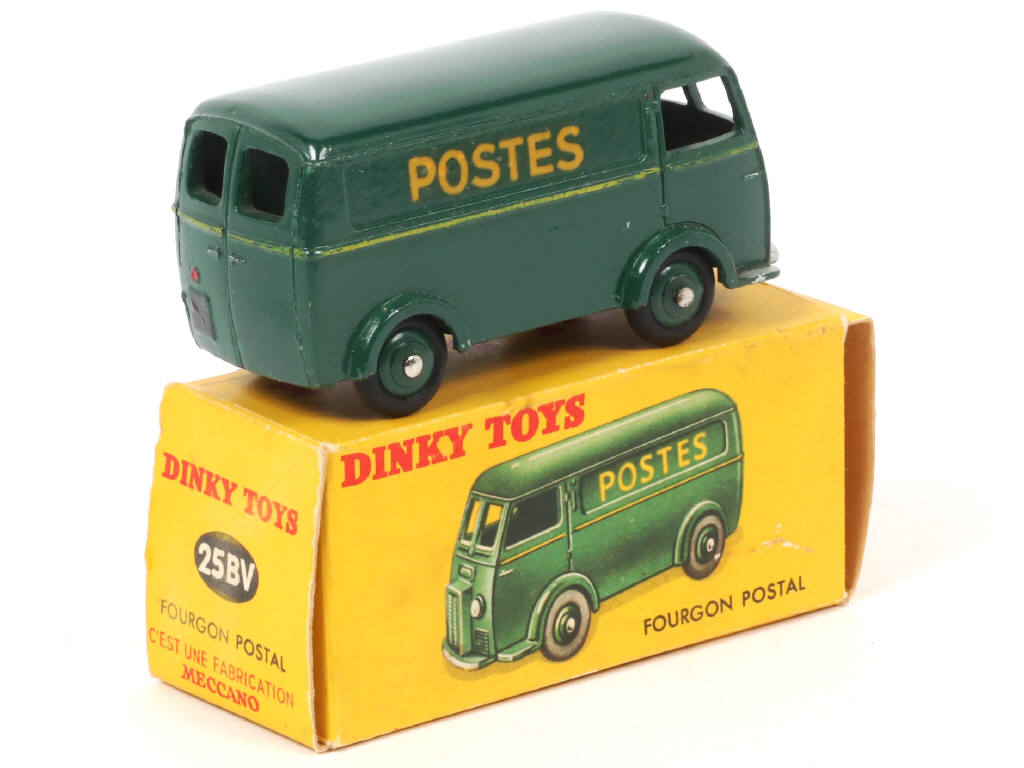 Lot 314 - DINKY TOYS (FRANCE) (1)