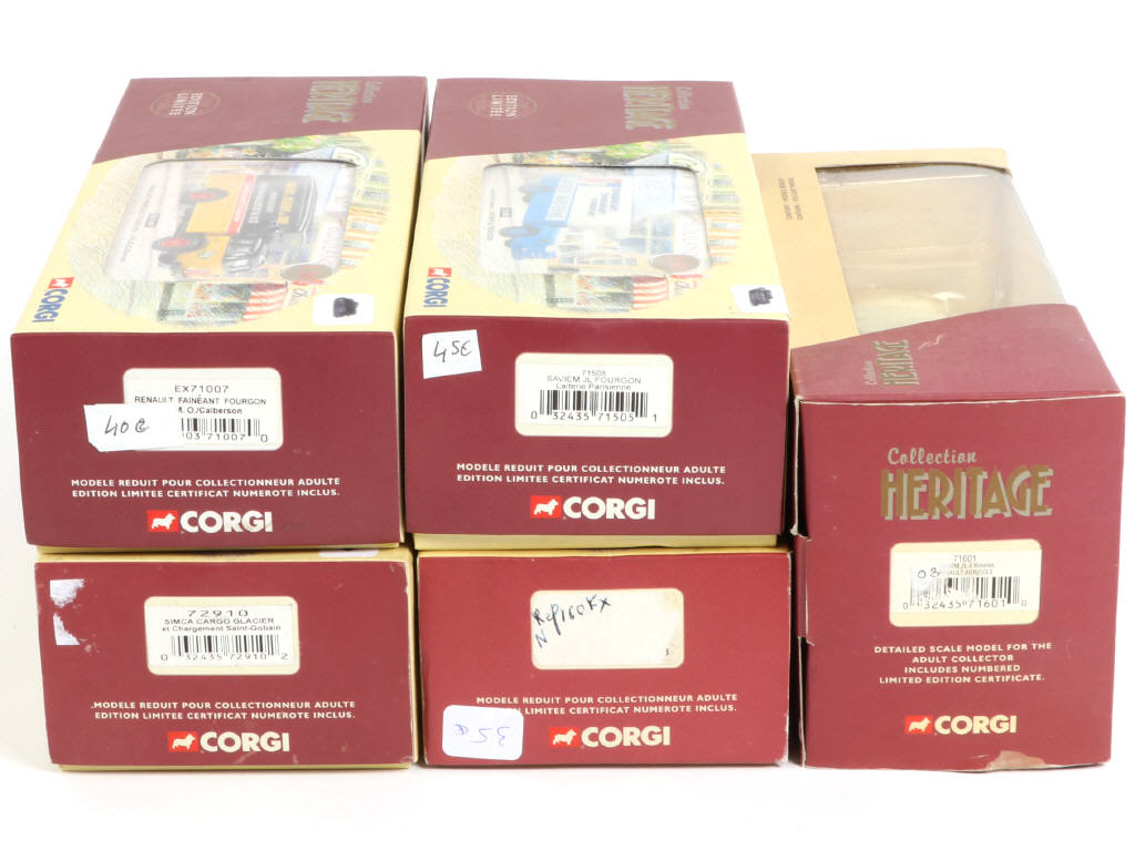 Lot 184 - CORGI TOYS (GB) (5)