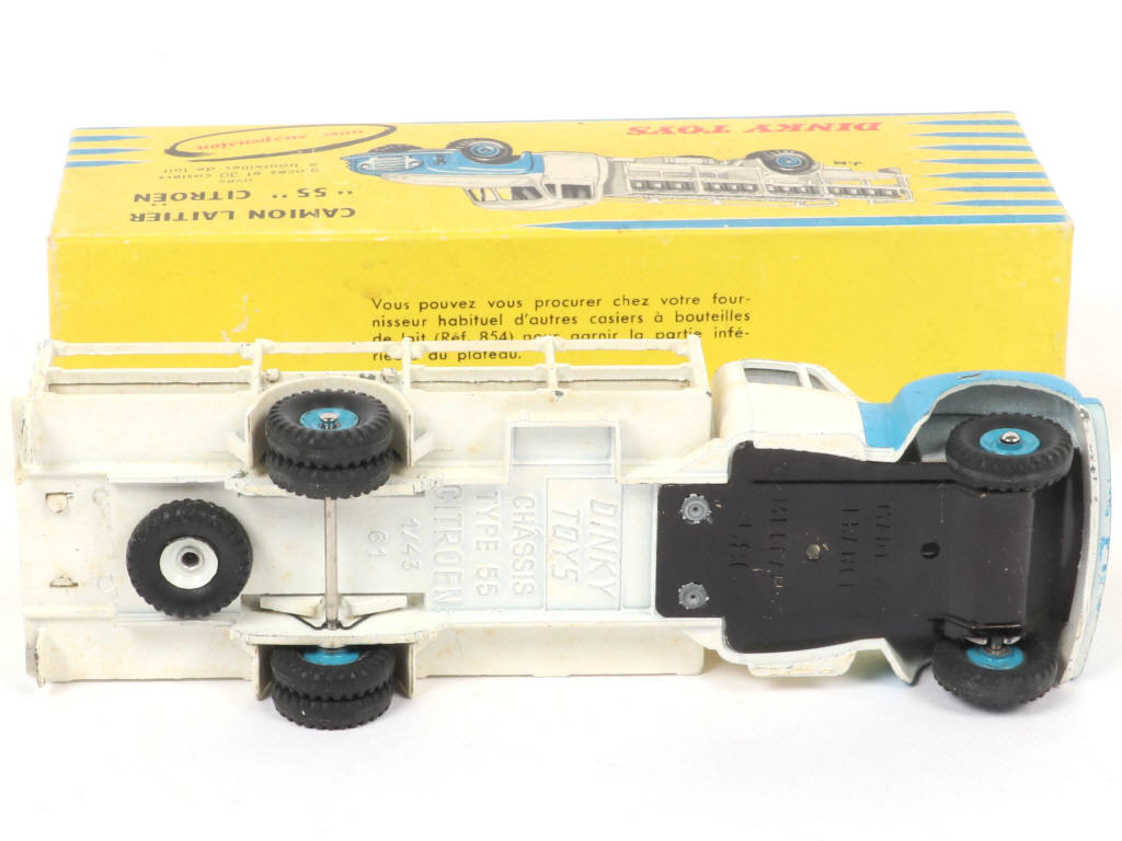 Lot 320 - DINKY TOYS (FRANCE) (1)