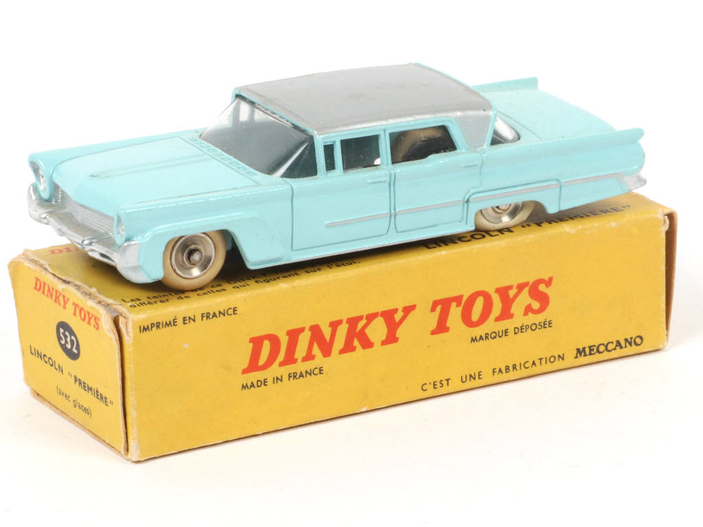 Lot 311 - DINKY TOYS (FRANCE) (1)