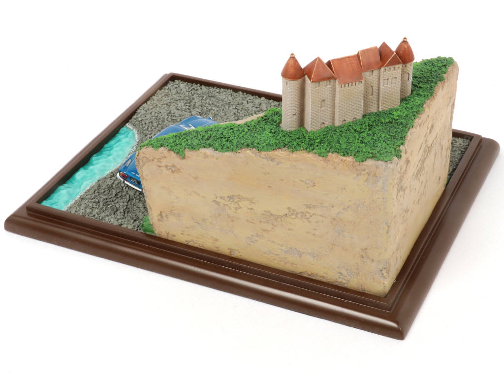 Lot 169 - UNIVERSAL HOBBIES (CHINE) (1)