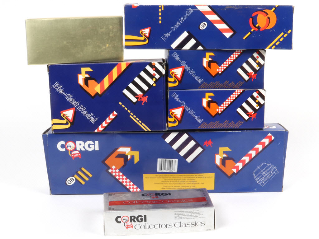 Lot 251 - CORGI TOYS (GB) (8)