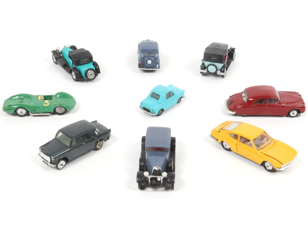 Lot 323 - NOREV (FRANCE) (9)