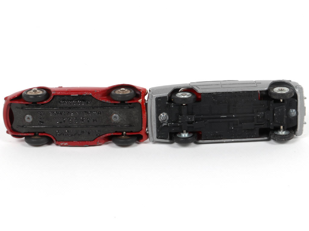 Lot 349 - DINKY TOYS (FRANCE) (2)