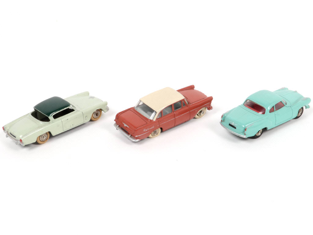 Lot 360 - DINKY TOYS (FRANCE) (3)