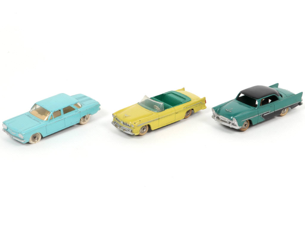Lot 365 - DINKY TOYS (FRANCE) (3)