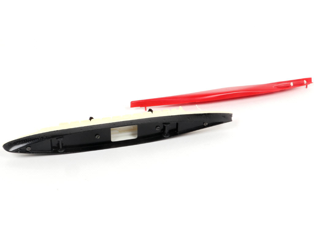 Lot 348 - DINKY TOYS (FRANCE) (1)