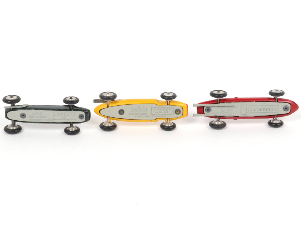 Lot 330 - SOLIDO (FRANCE) (3)