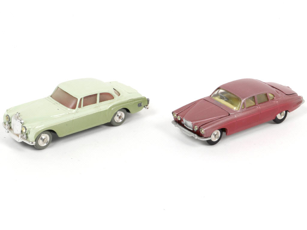 Lot 247 - CORGI TOYS (GB) (2)