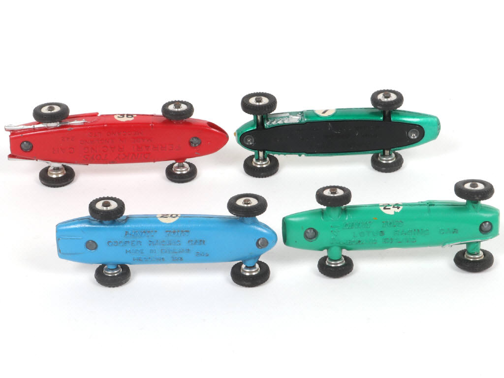 Lot 345 - DINKY TOYS (GB) (4)