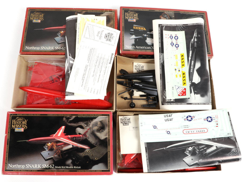 Lot 27 - REVELL (USA) (3)