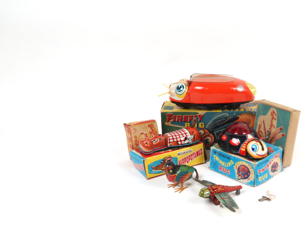 Lot 38 - DIVERS (JAPON) (5)