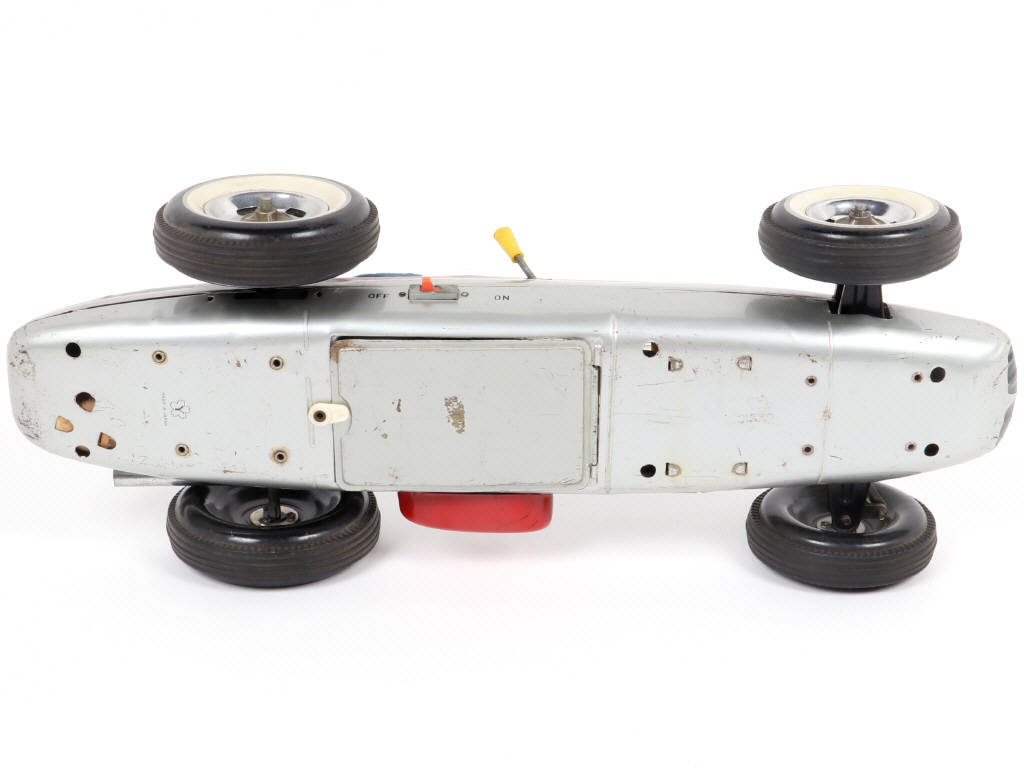 Lot 209 - YONEZAWA TOYS (JAPON) (1)