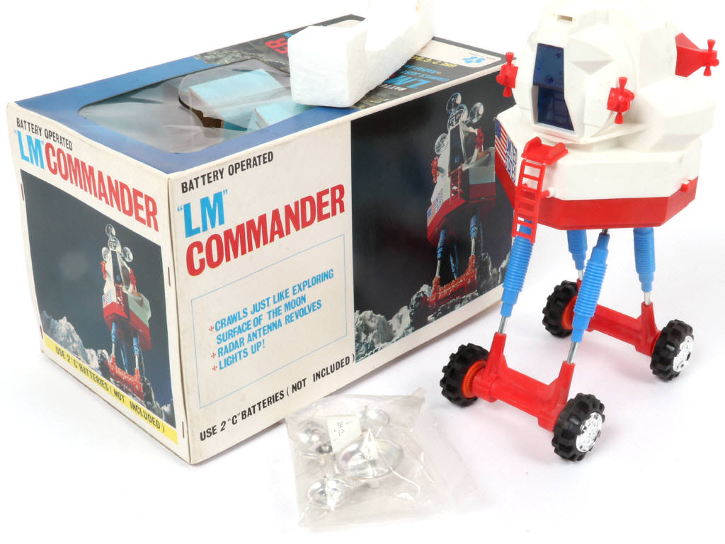 Lot 112 - YONEZAWA TOYS (JAPON) (1)